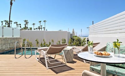 Infinity Junior Suite with Private Pool