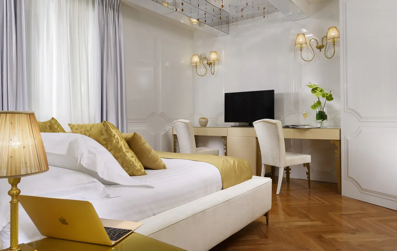 lifestyle-suites-rome-italy-junior-suite_13356