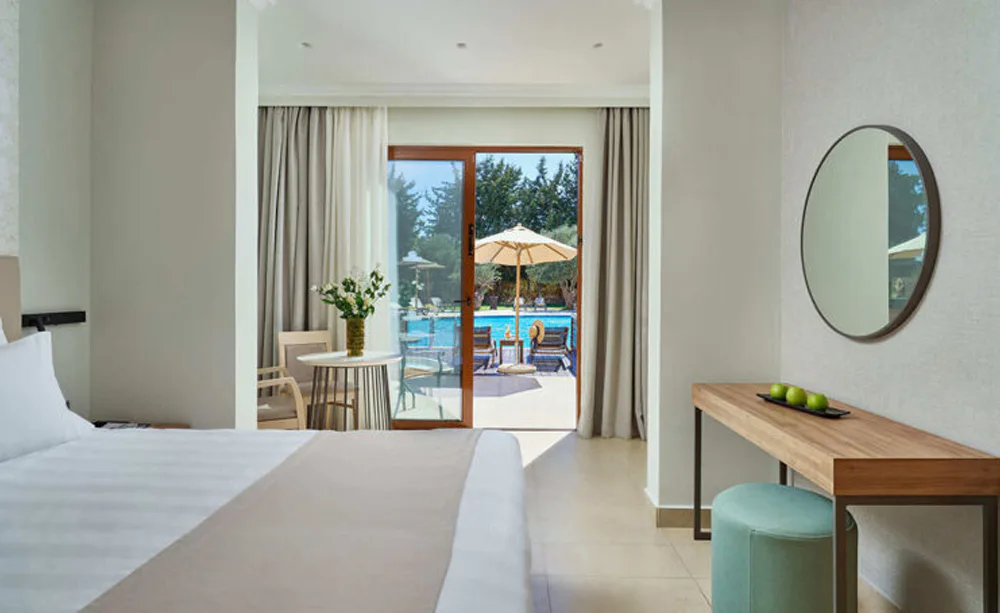 lindos-imperial-resort-and-spa-greece-suite-with-private-pool-and-jacuzzi-garden-view-01_13753
