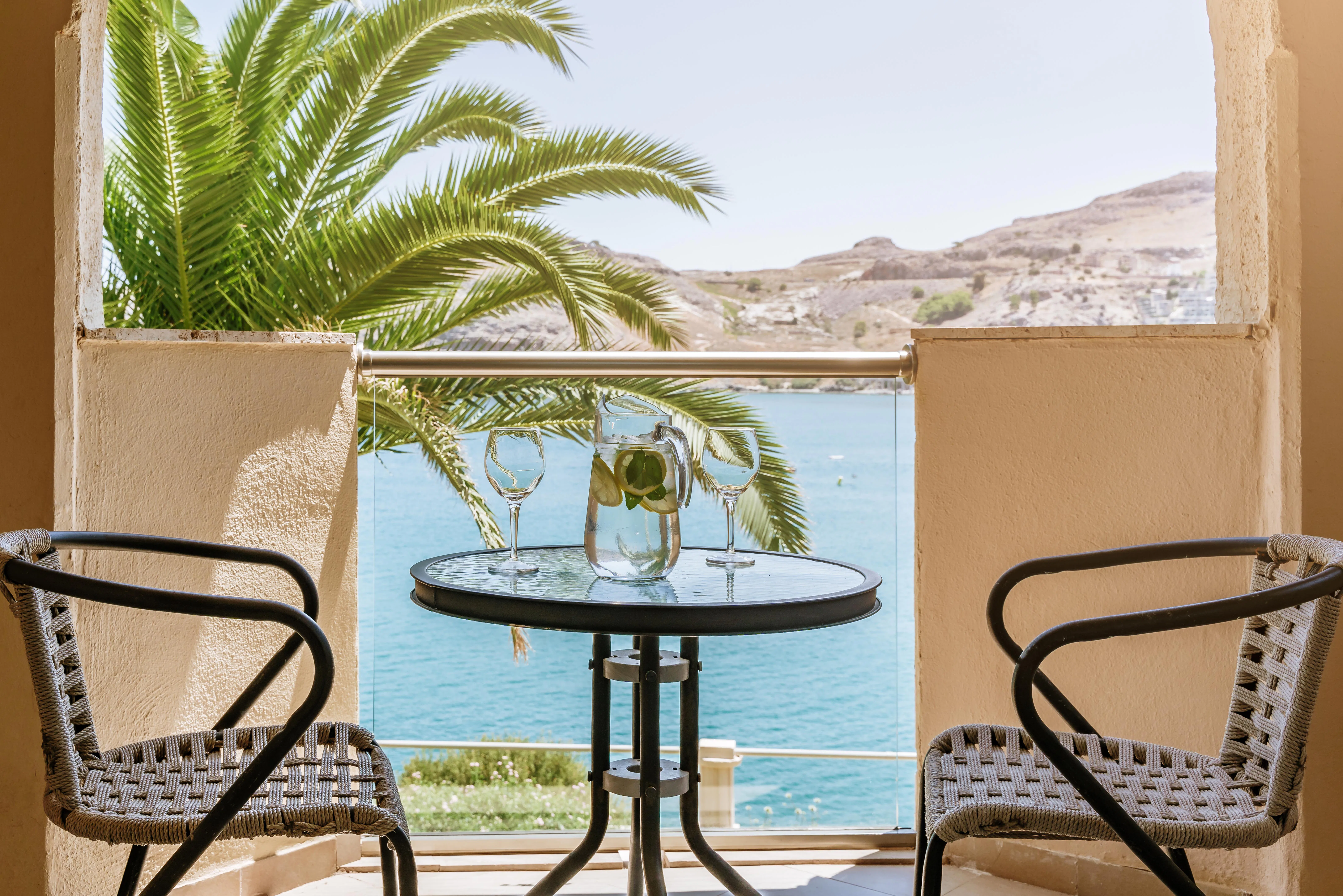lindos-royal-resort-greece-deluxe-junior-suite-beach-front-open-plan-01_13769