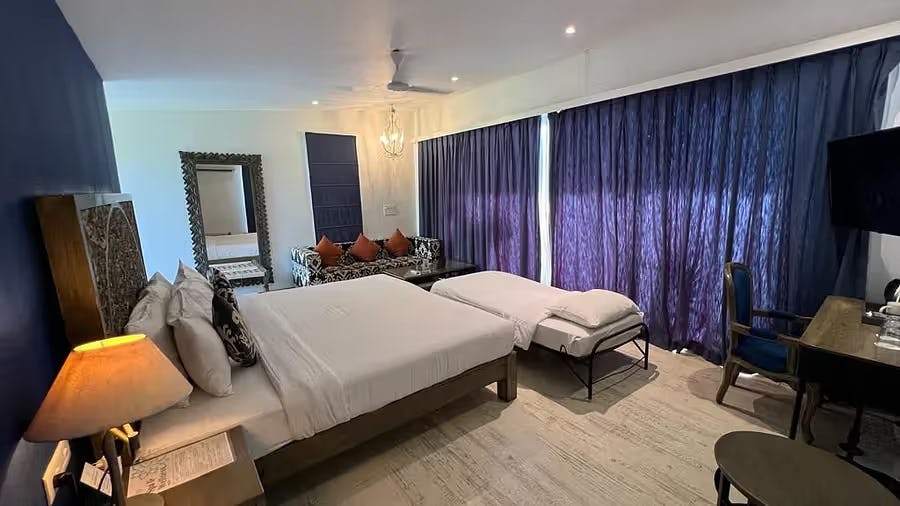 living-room-beach-resort-morjim-premium-chalet_2854