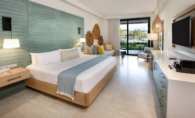 Junior Suite Pool