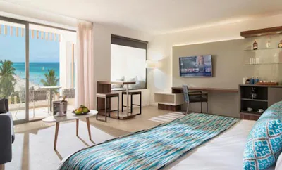 Elegance Club Jr. Suite (Outdoor Jacuzzi)