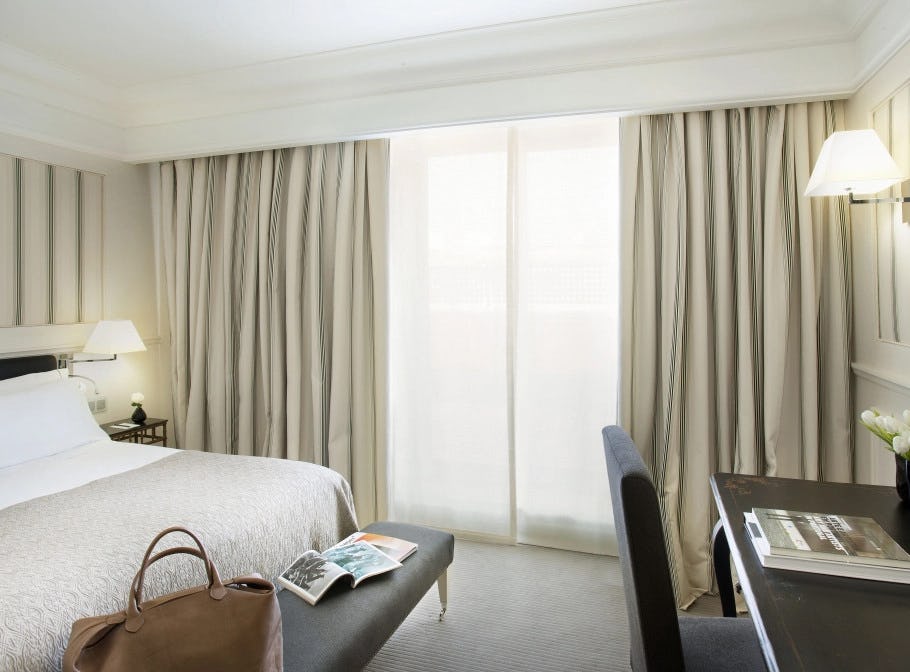 Deluxe City View Room