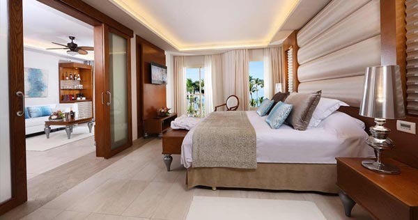 majestic-mirage-punta-cana-mirage-club-one-bedroom-suite-outdoor-jacuzzi_11006