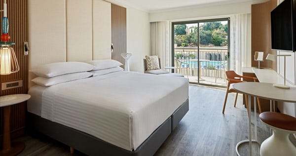 malta-marriott-hotel-and-spa-deluxe_11145