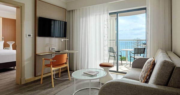 malta-marriott-hotel-and-spa-junior-suite-02_11145