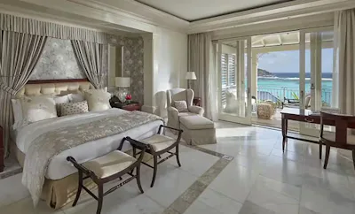 Four-Bedroom Lagoon Villa