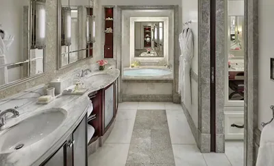 One-Bedroom Oceanview Suite