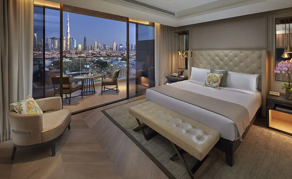 mandarin-oriental-jumeira-dubai-skyline-view-suite-02_10880