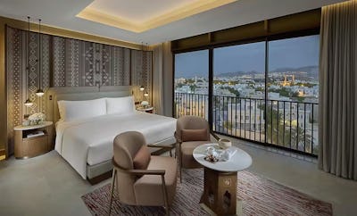 Junior Mountain View Suite