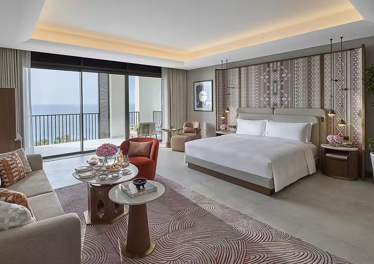 mandarin-oriental-muscat-oman-two-bedroom-junior-sea-view-suite-01_13319