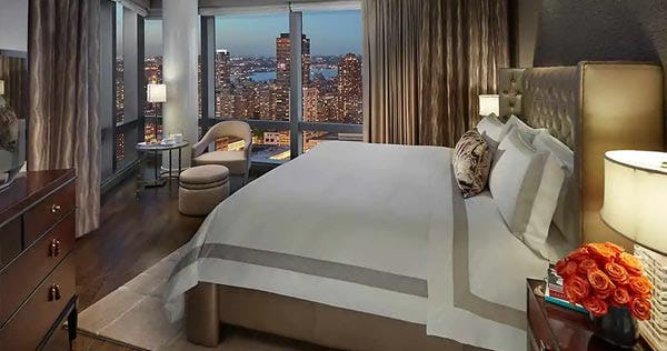 mandarin-oriental-new-york-new-york-skyline-suite-02_819