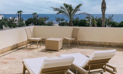 Deluxe Room With Sea Room