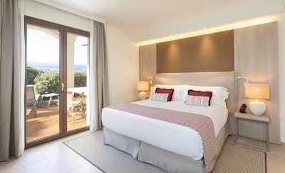 King Deluxe Room with Sea View and Terrace