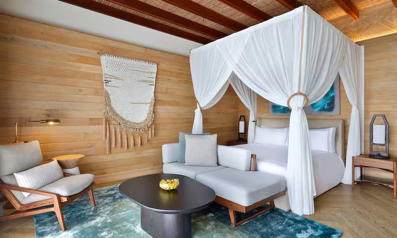 One Bedroom Bay House Suite with Plunge Pool