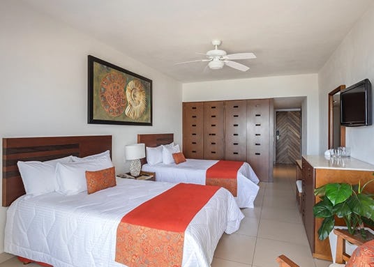 marival-emotions-resort-and-suites-puerto-vallarta-resort-room_9236
