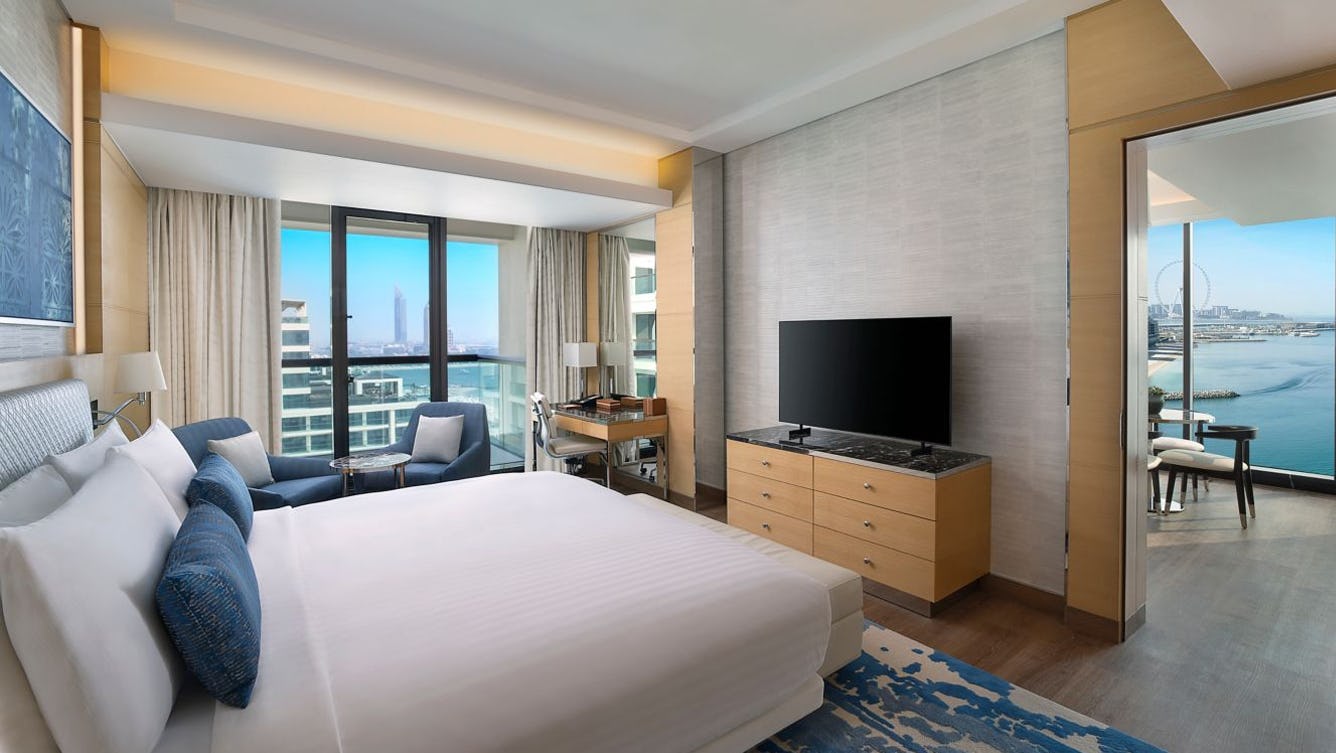 marriott-resort-palm-jumeirah-dubai-palm-family-suite_11474