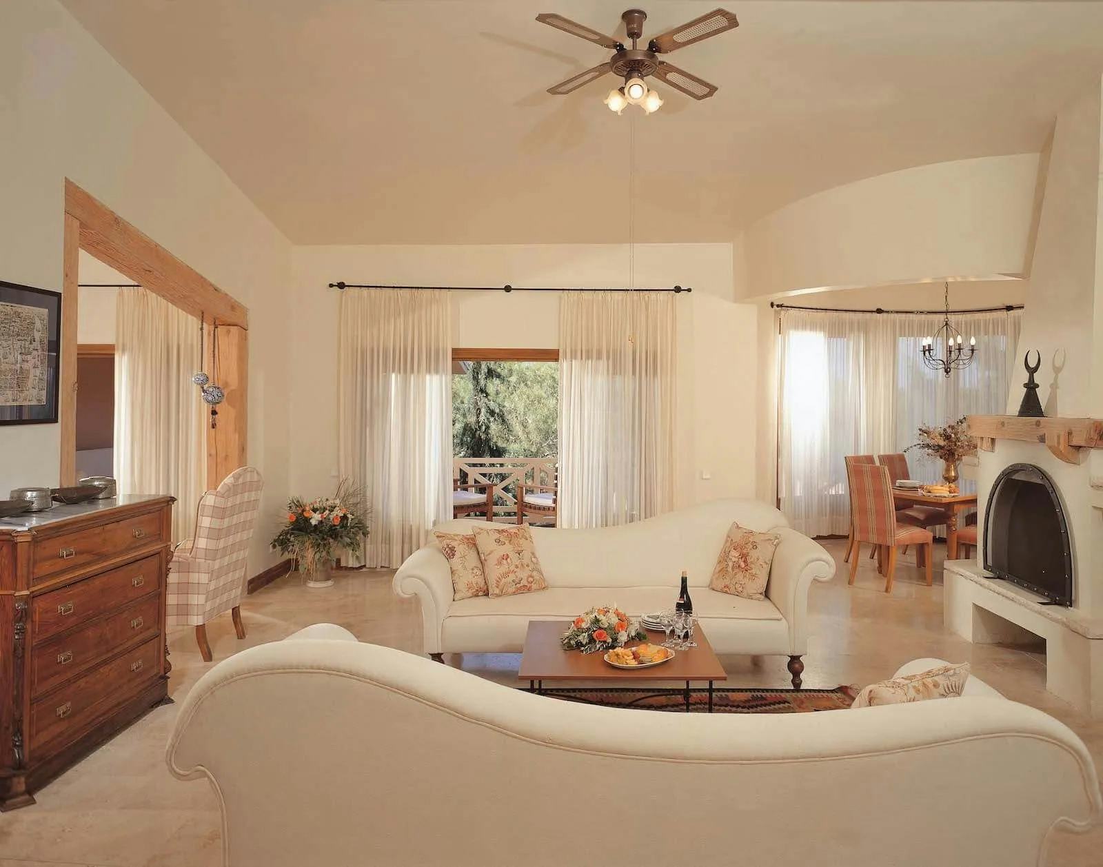 Suite with One Bedroom