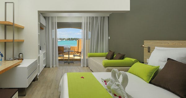 mauricia-beachcomber-resort-and-spa-superior-beachfront_243