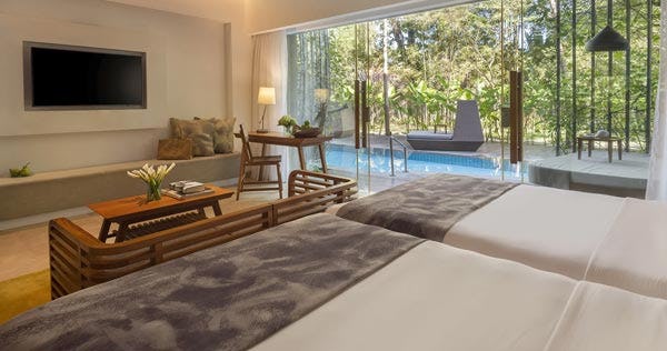 maya-sanur-resort-and-spa-impressive-lagoon-pool-suite-01_11316