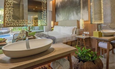 Impressive Lagoon Pool Suite