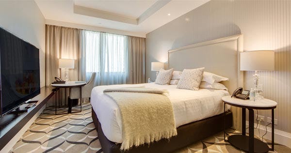 mayfair-hotel-adelaide-luxury-king-room_7917