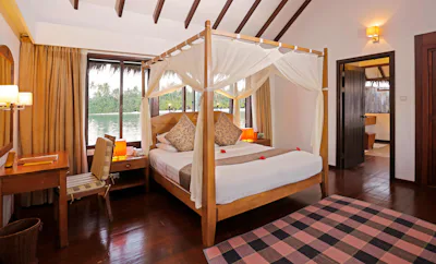 Lagoon Suite