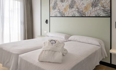 Junior Suite (2 Adults)