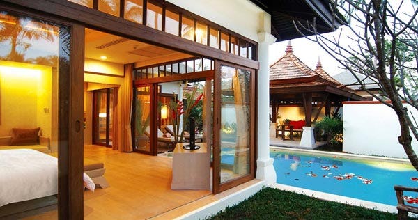 Pool Villa Suites: