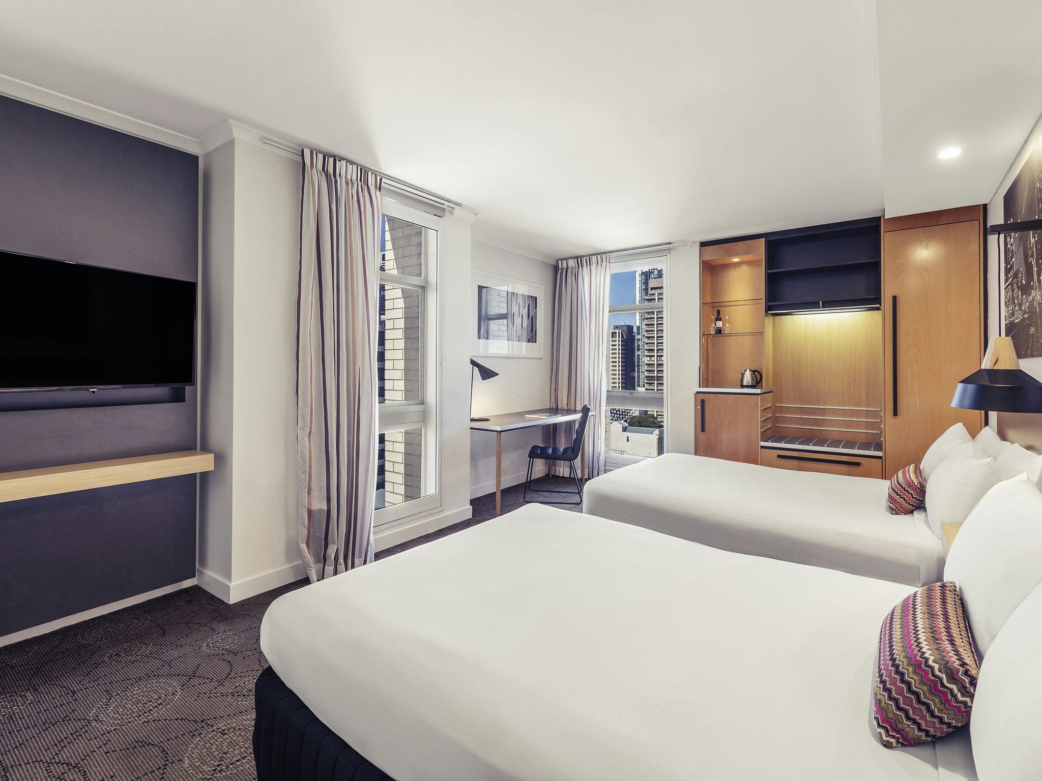 mercure-brisbane-king-george-square-australia-superior-room-2-double-bed-01_1064