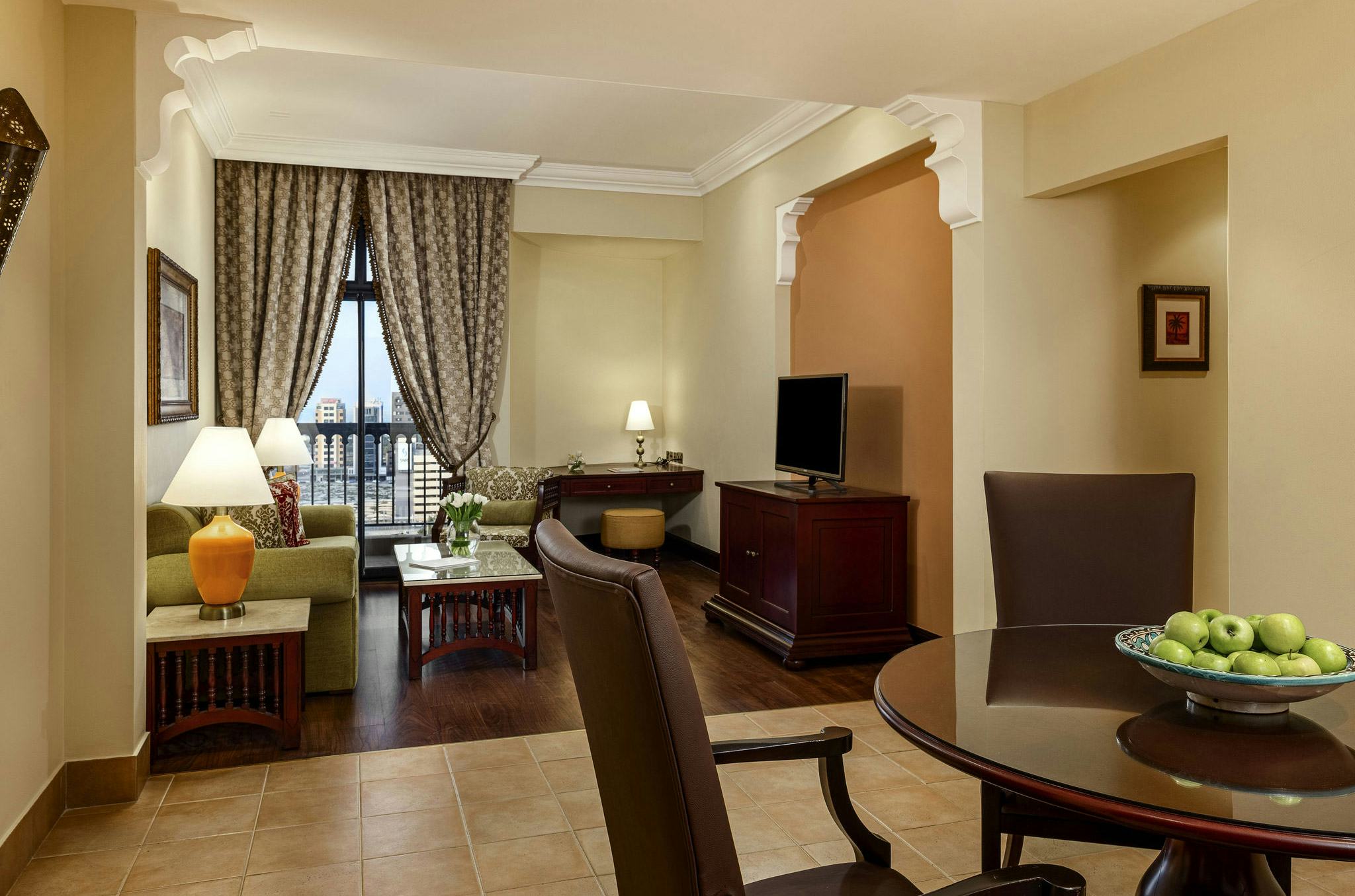 mercure-grand-hotel-seef-bahrain-executive-two-bedroom-suite_8957