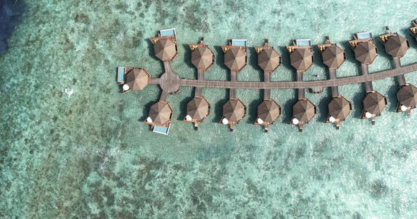 mercure-maldives-kooddoo-resort-over-water-villa_12381
