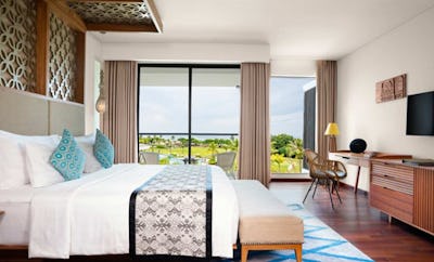 One Bedroom Suite Ocean View