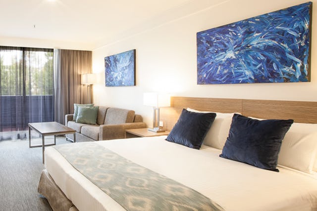 metro-aspire-hotel-sydney-australia-executive-room-01_1076