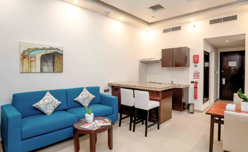 metropolitan-al-mafraq-hotel-abu-dhabi-one-bedroom-apartment_6877