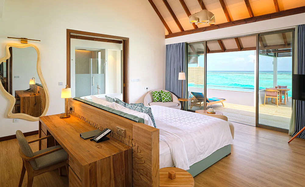 meyyafushi-maldives-resort-2-bedroom-water-pool-villa-with-slide-02_13800
