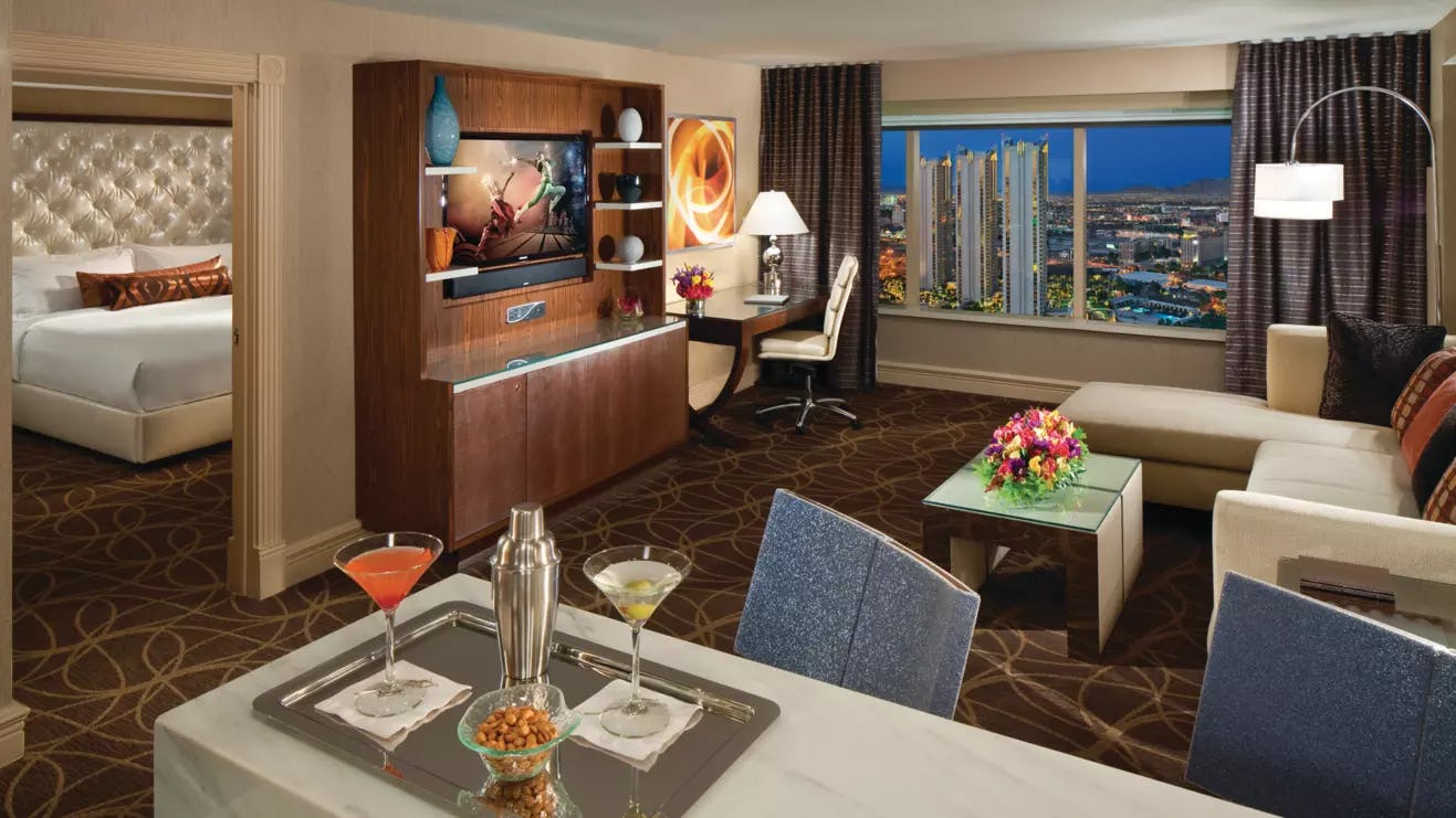 Penthouse City View Suite