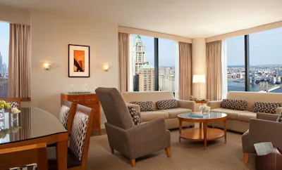 Luxury Suite