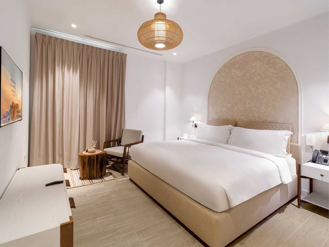 mina-hotel-and-residences-doha-three-bedroom-apartment-01_13333