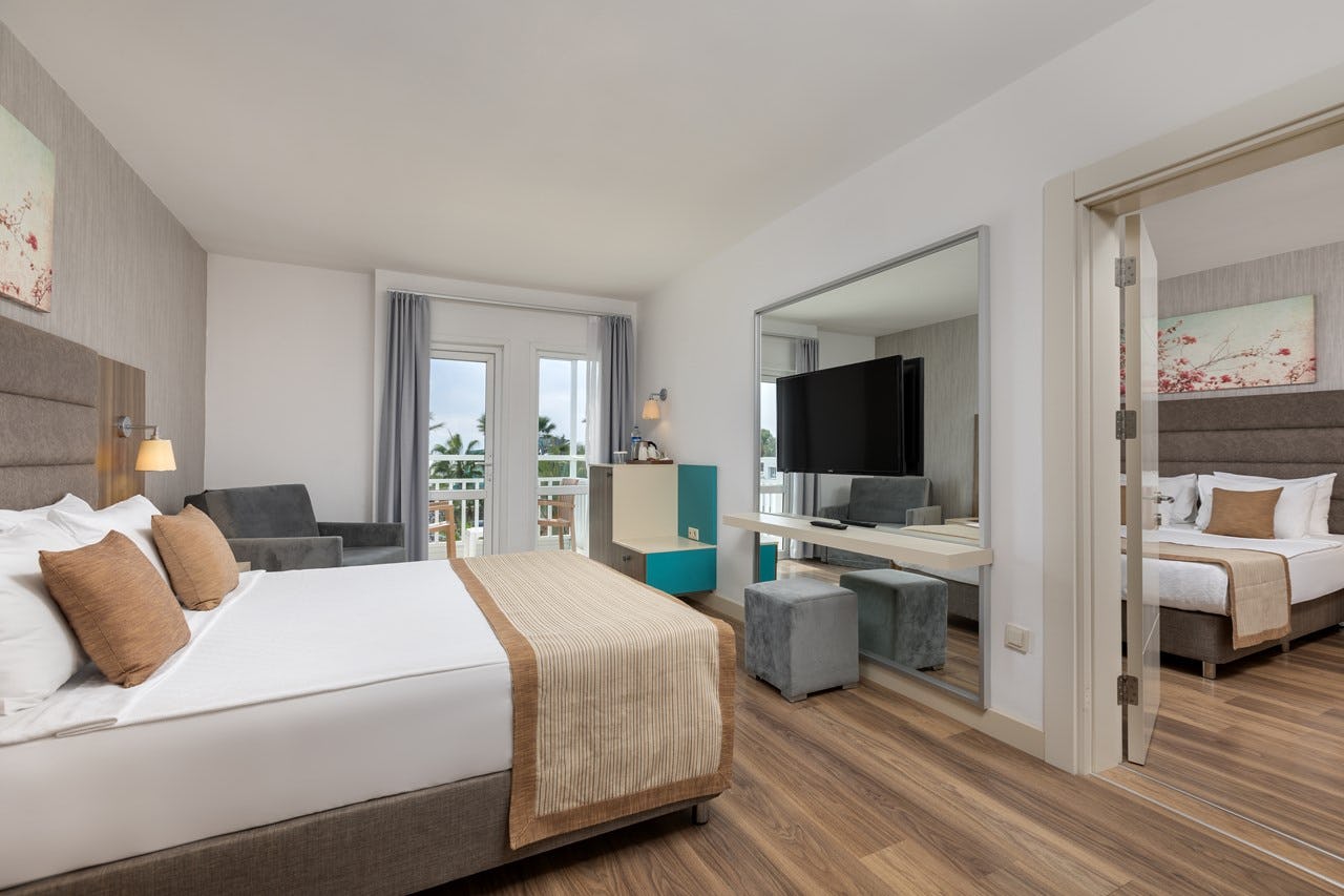 monachus-family-resort-sorgun-antalya-turkey-bungalow-family-room_9412