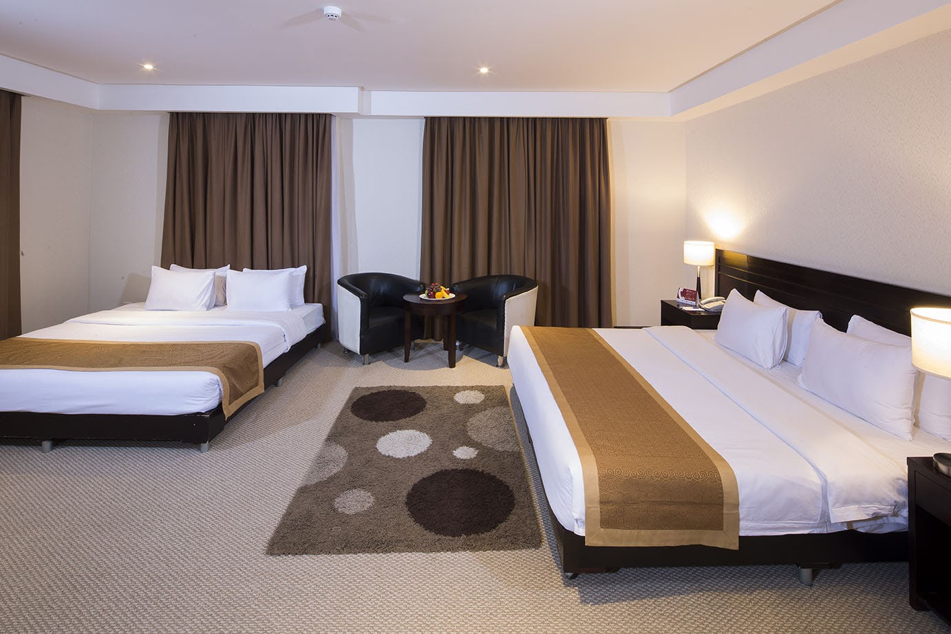 monroe-hotel-bahrain-royal-suite-01_8015