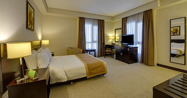 monroe-hotel-bahrain-standard-single-room_8015