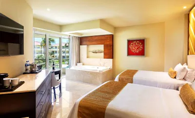 SUPERIOR DELUXE GARDEN VIEW