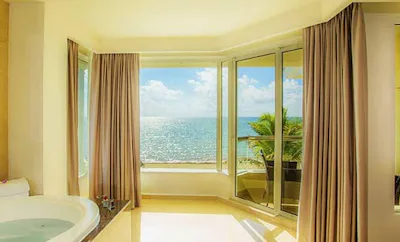 SUPERIOR DELUXE OCEAN VIEW