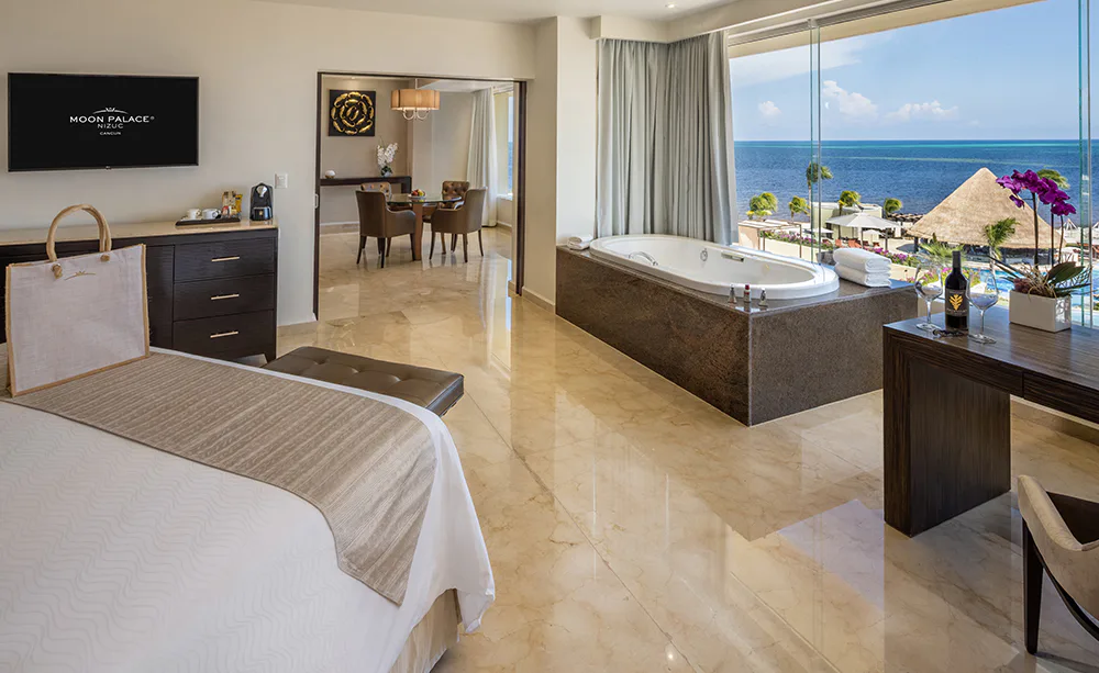 Superior Governor Suite