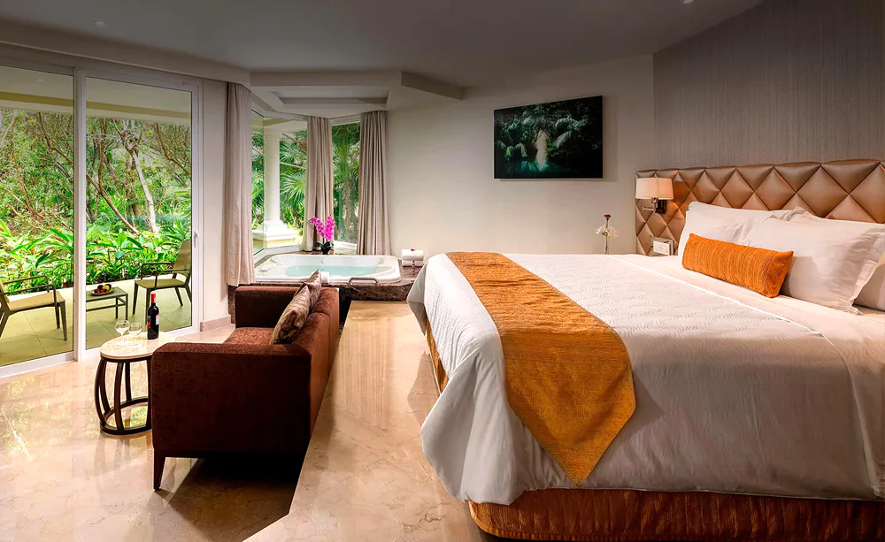 Superior Junior Suite Golf Course View with Golf Cart Included