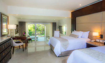 Grand Deluxe Garden View