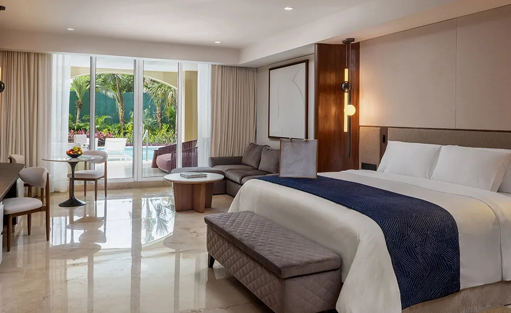 Grand Three Bedroom Swim-Up Villa