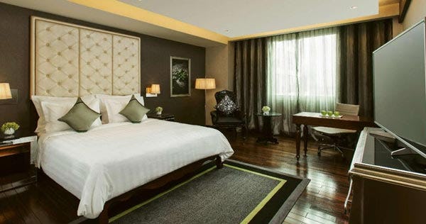 movenpick-hotel-hanoi-deluxe-city-view-room_4910